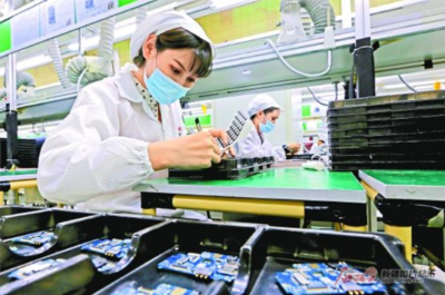 第三次中央新疆工作座談會一周年綜述之二:奮楫揚帆啟新篇